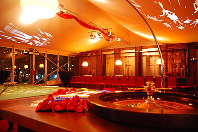 Roulette-Tisch für eine Weihnachtsfeier in der Alten Försterei spielbereiter Roulette-Tisch für eine Weihnachtsfeier in der Alten Försterei