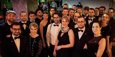 großes Royal-Events Team in der Alten Försterei