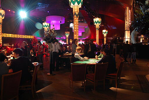 Casino im Cotton-Club auf der Bread & Butter Casino mit zehn Spieltischen im Cotton-Club auf der Bread & Butter 2011 in Berlin-Tempelhof