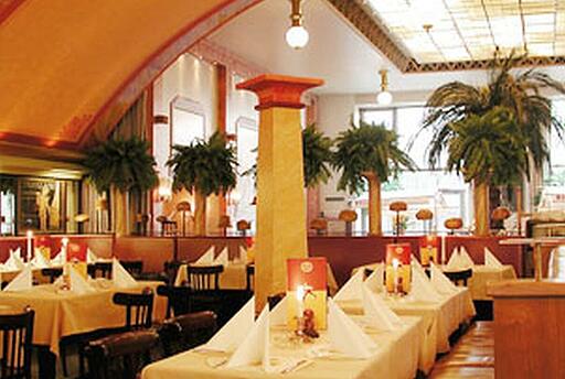 Rundbogen im Restaurant Nolle Rundbogen im Restaurant Nolle in den S-Bahnbögen