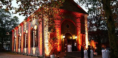 Außenansicht der Orangerie im Günthersburgpark Außenansicht der Orangerie im Günthersburgpark