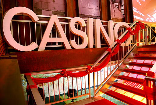 Casino Weihnachtsfeier in der Alten Försterei großer Schriftzug Casino bei einer Weihnachtsfeier in der Alten Försterei