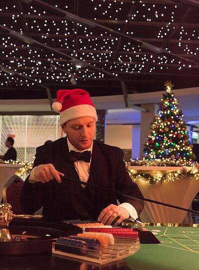 Croupier als Weihnachtsmann